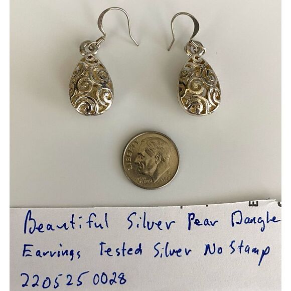 HE# Lovely Vintage Silver Dangle Earrings - Picture 6 of 6